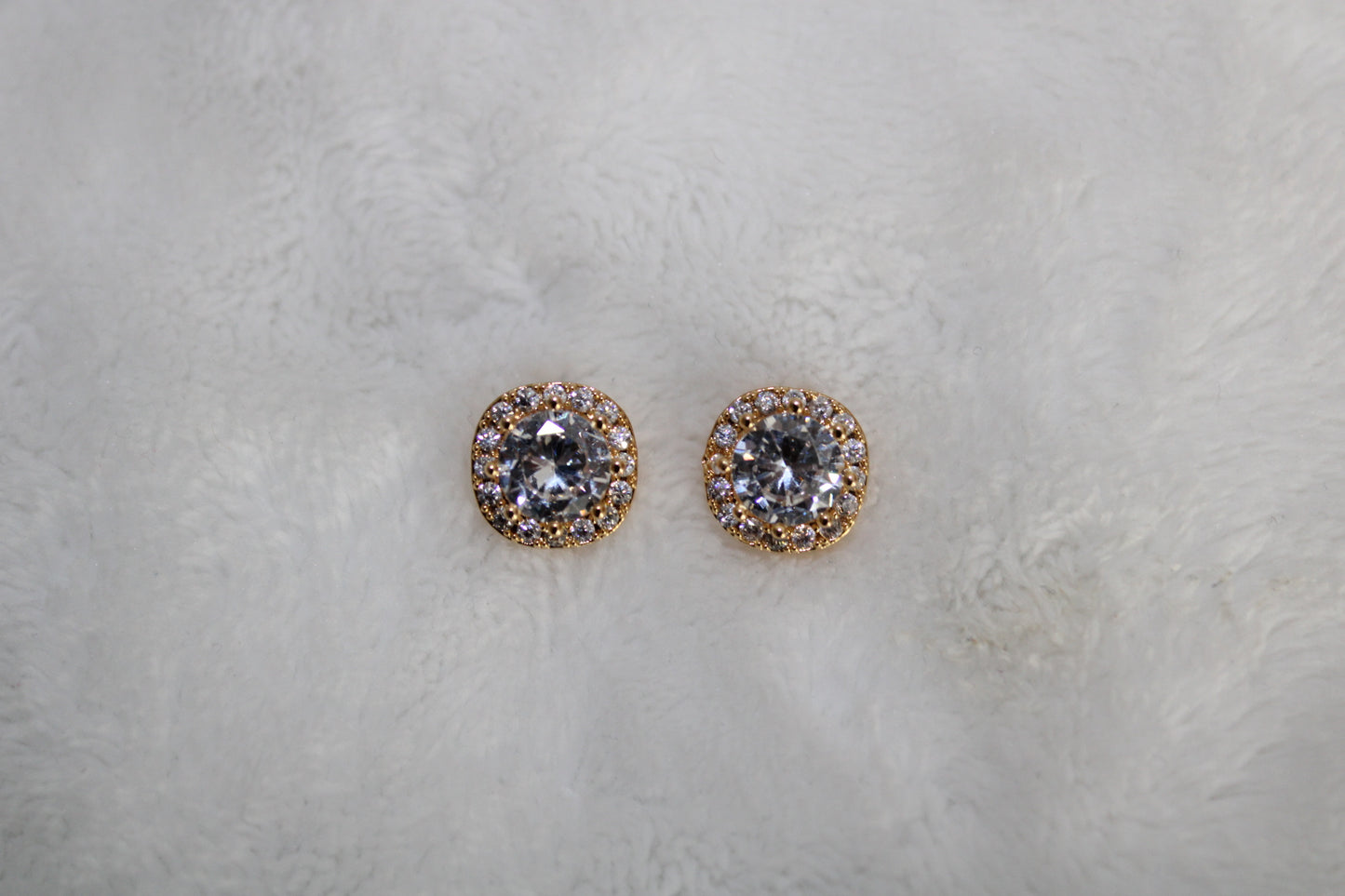 Square Round Gold Brim Diamond Earrings