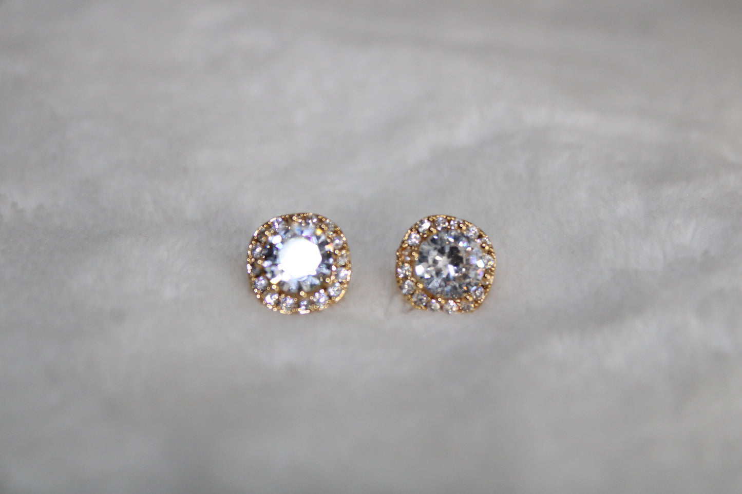 Square Round Gold Brim Diamond Earrings
